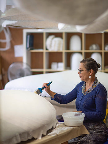 Cirrus en fabrication atelier Céline Wright
Photo © Anne Emmanuelle Thion