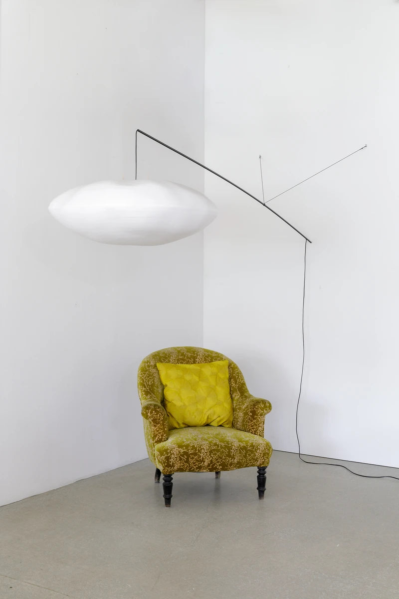 Luminaire Cumulus perché Celine Wright
Photo © Florian Kleinefenn